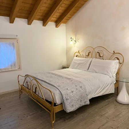 La Sacrestia Apartment Mapello